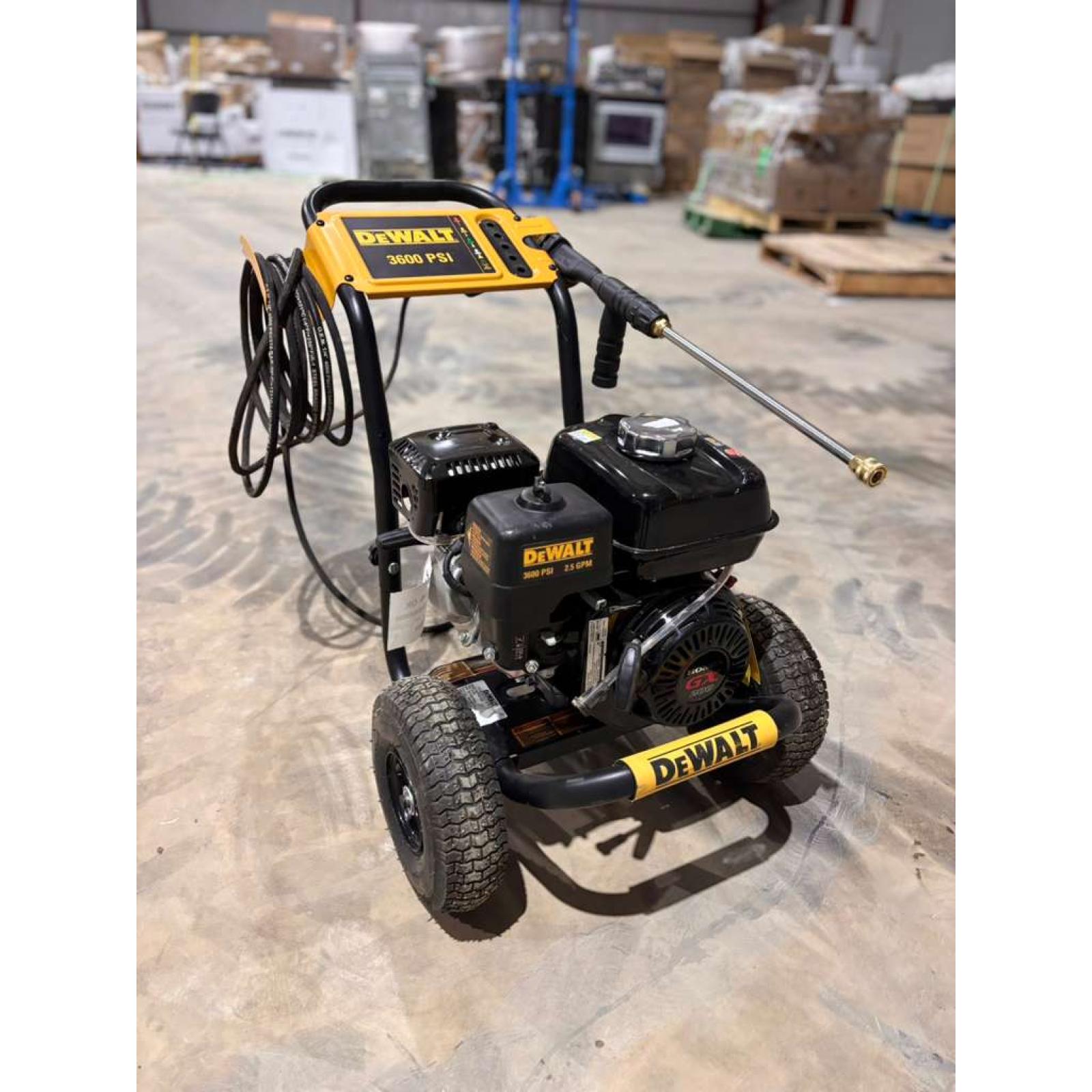 DEWALT PRESSURE WASHER 3600 PSI