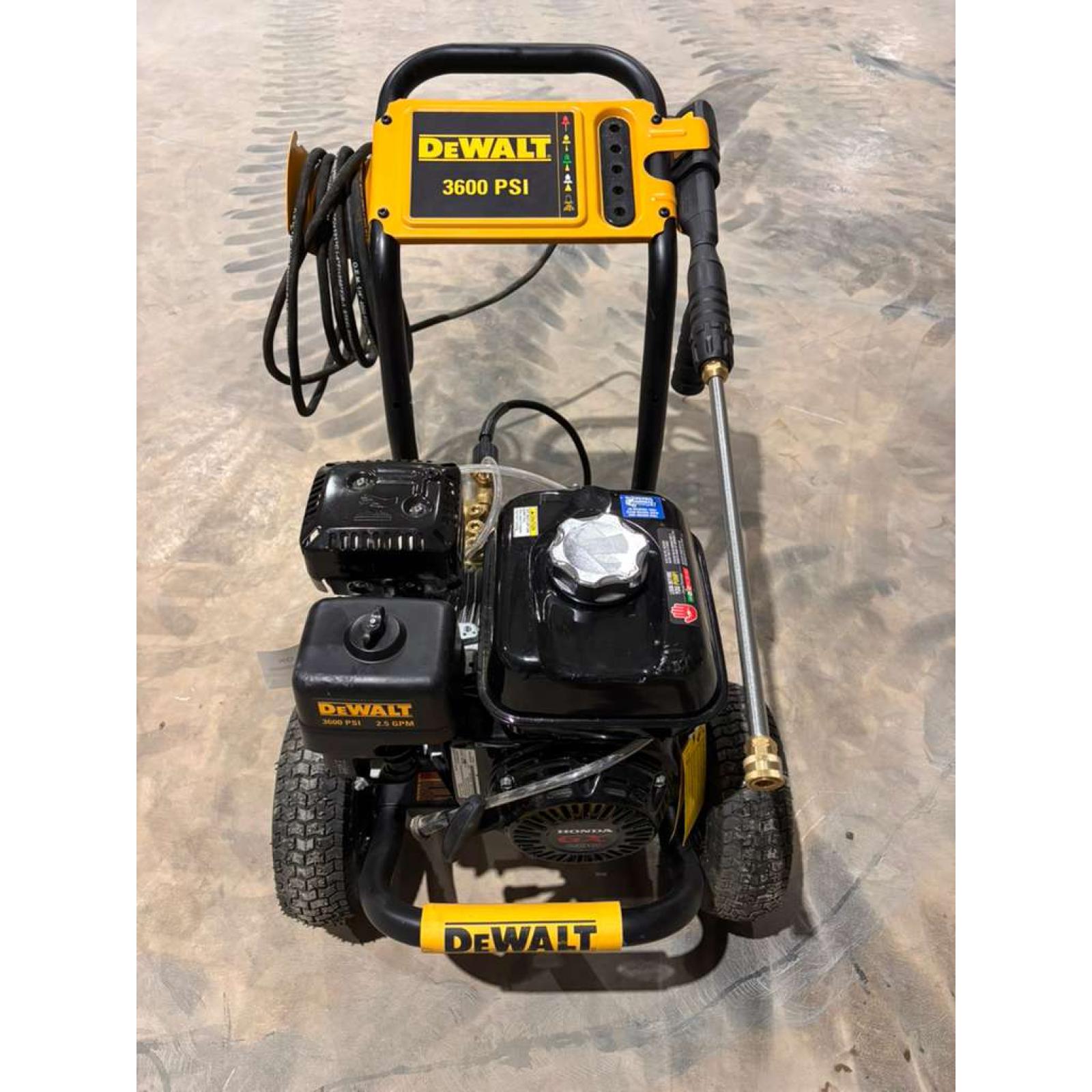 DEWALT PRESSURE WASHER 3600 PSI
