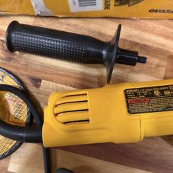 DEWALT 7 Amp 4.5 in. Small Corded Angle Grinder with 1-Touch Guard
