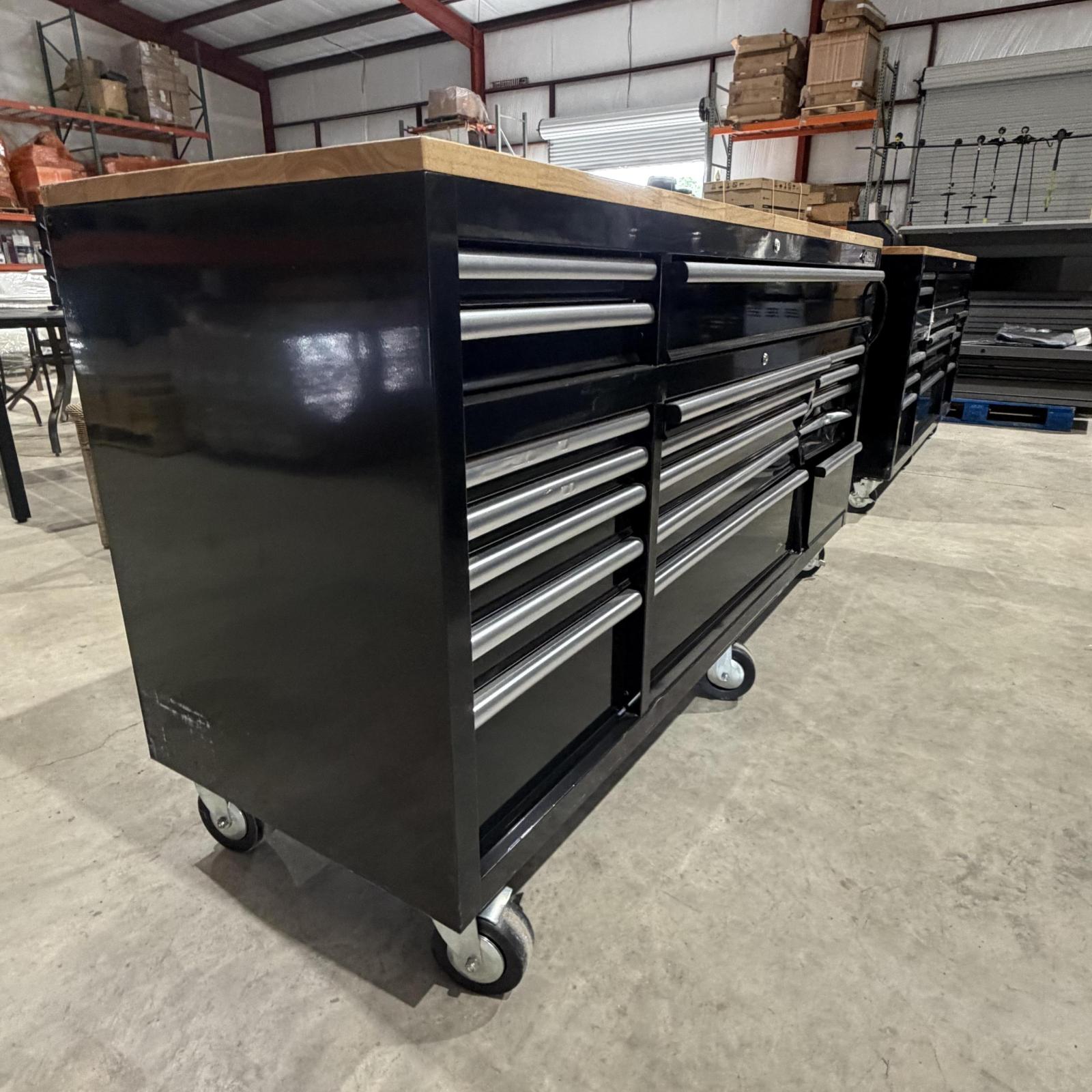HUSKY TOOL BOX