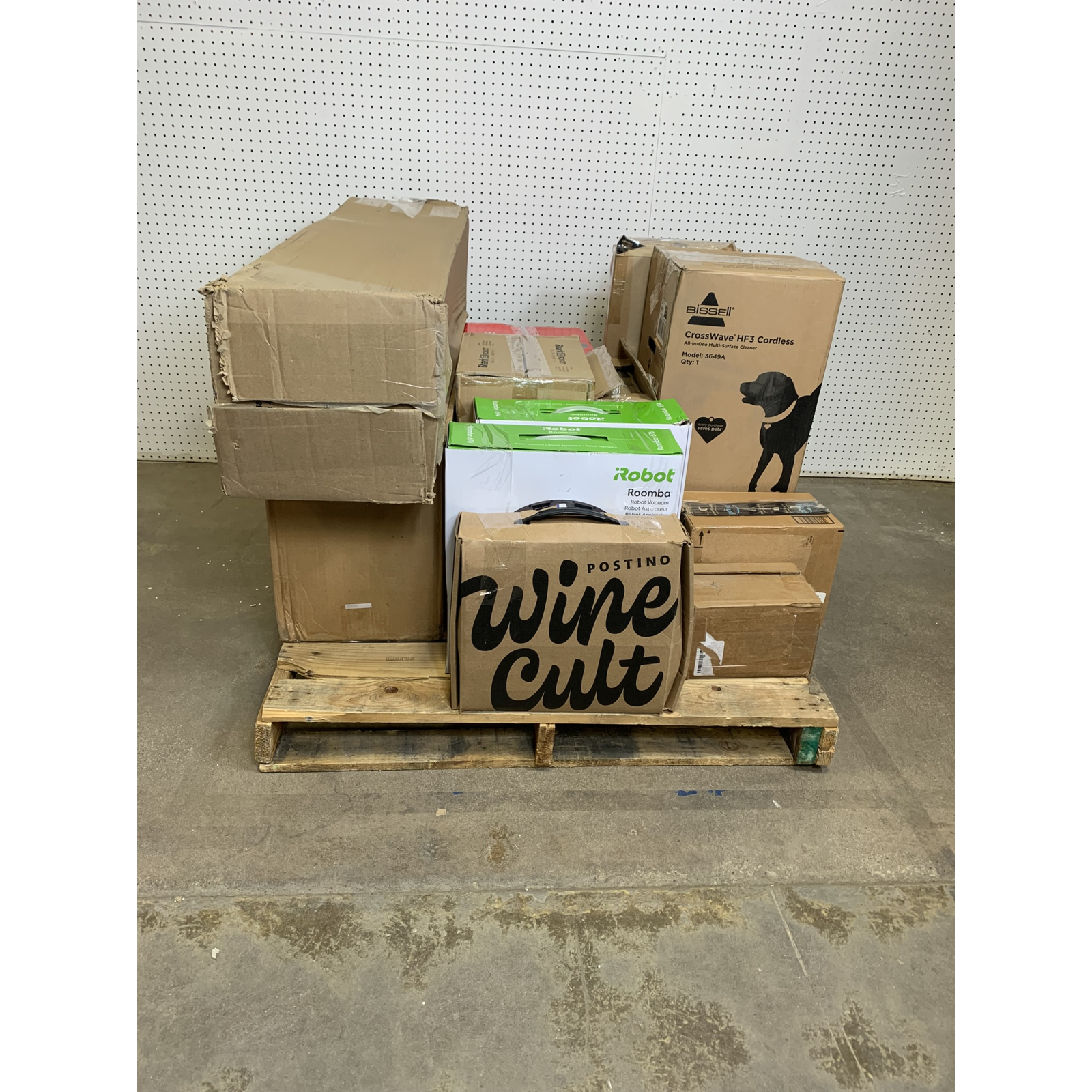 Used Mixed Returns Pallet – Shark, iRobot, BISSELL, Eureka, Hoover, Frigidaire & More – Total Lot MSRP $2,619