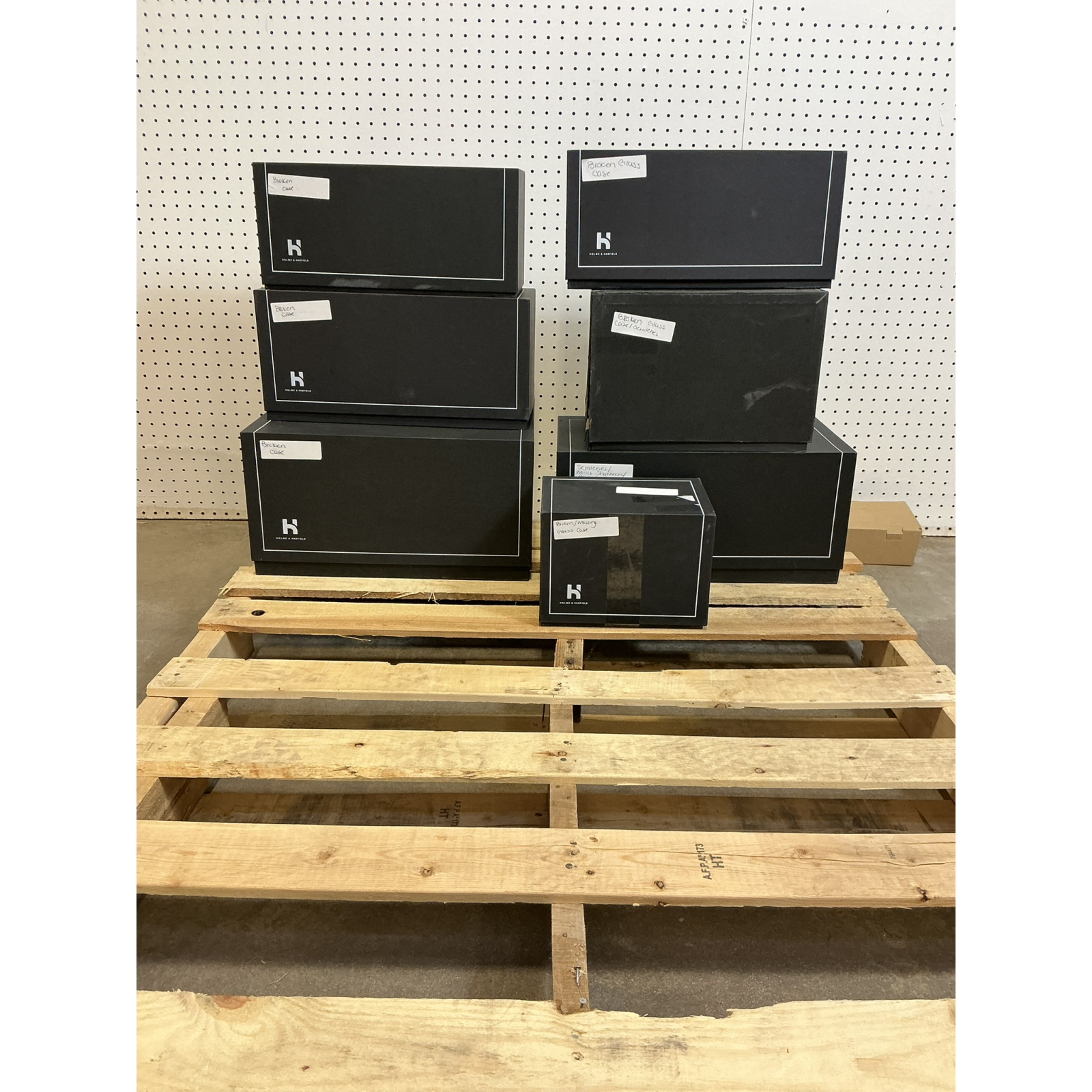 Salvage – Holme & Hadfield Premium Watch & Knife Display Cases – LOT OF 7