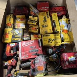 Springtown Location-Mixed Tools, Batteries & Chargers