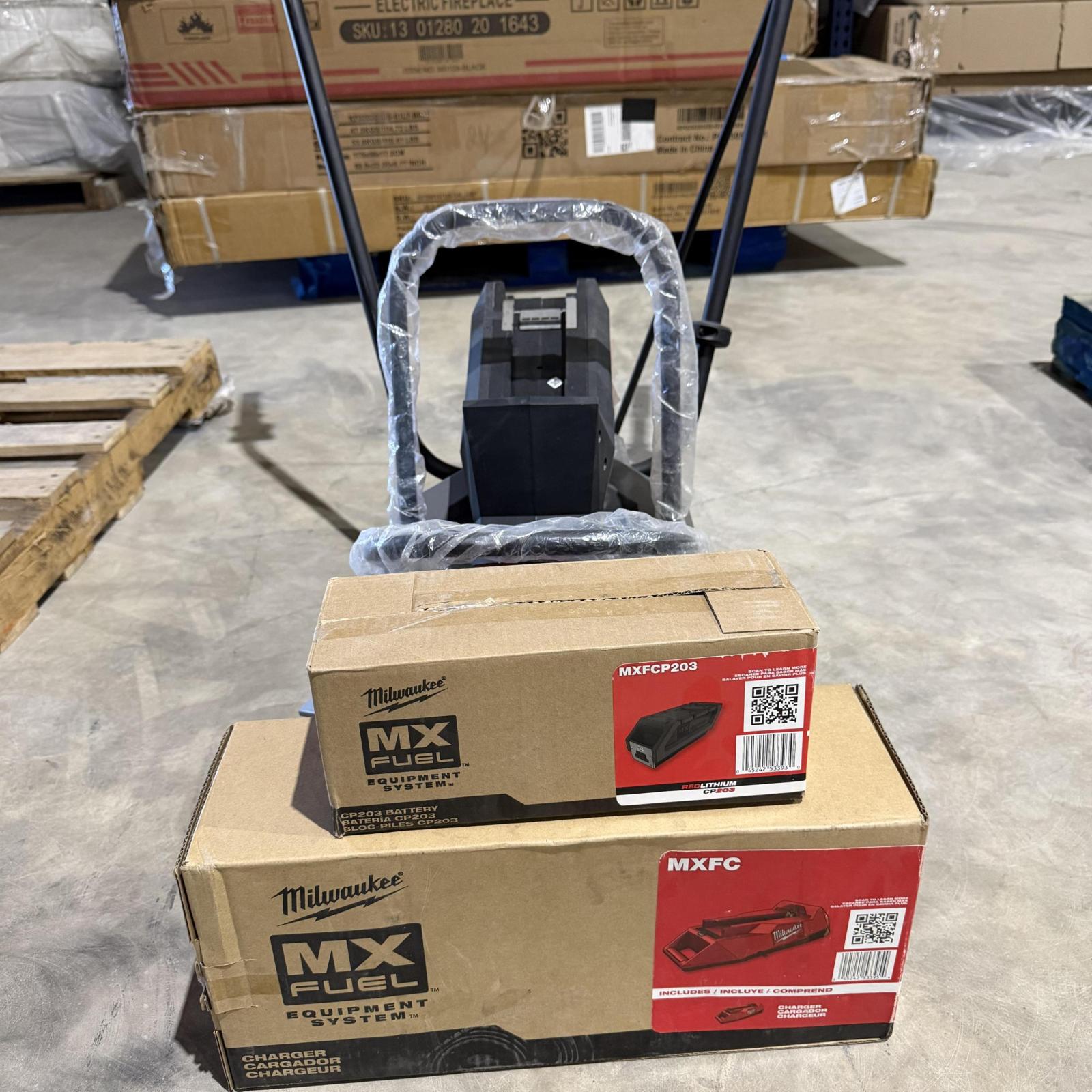 MX FUEL LITHIUM -ION C0RDLESS VIBRATORY SCREED