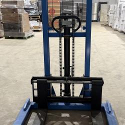 PALLET STACKER 2200LBS NEW