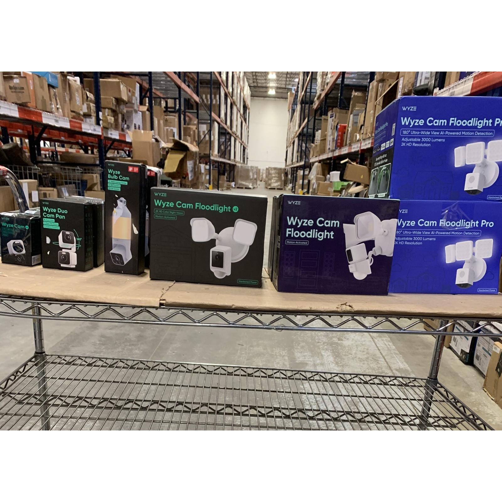 WYZE CAMERA MIXED LOT