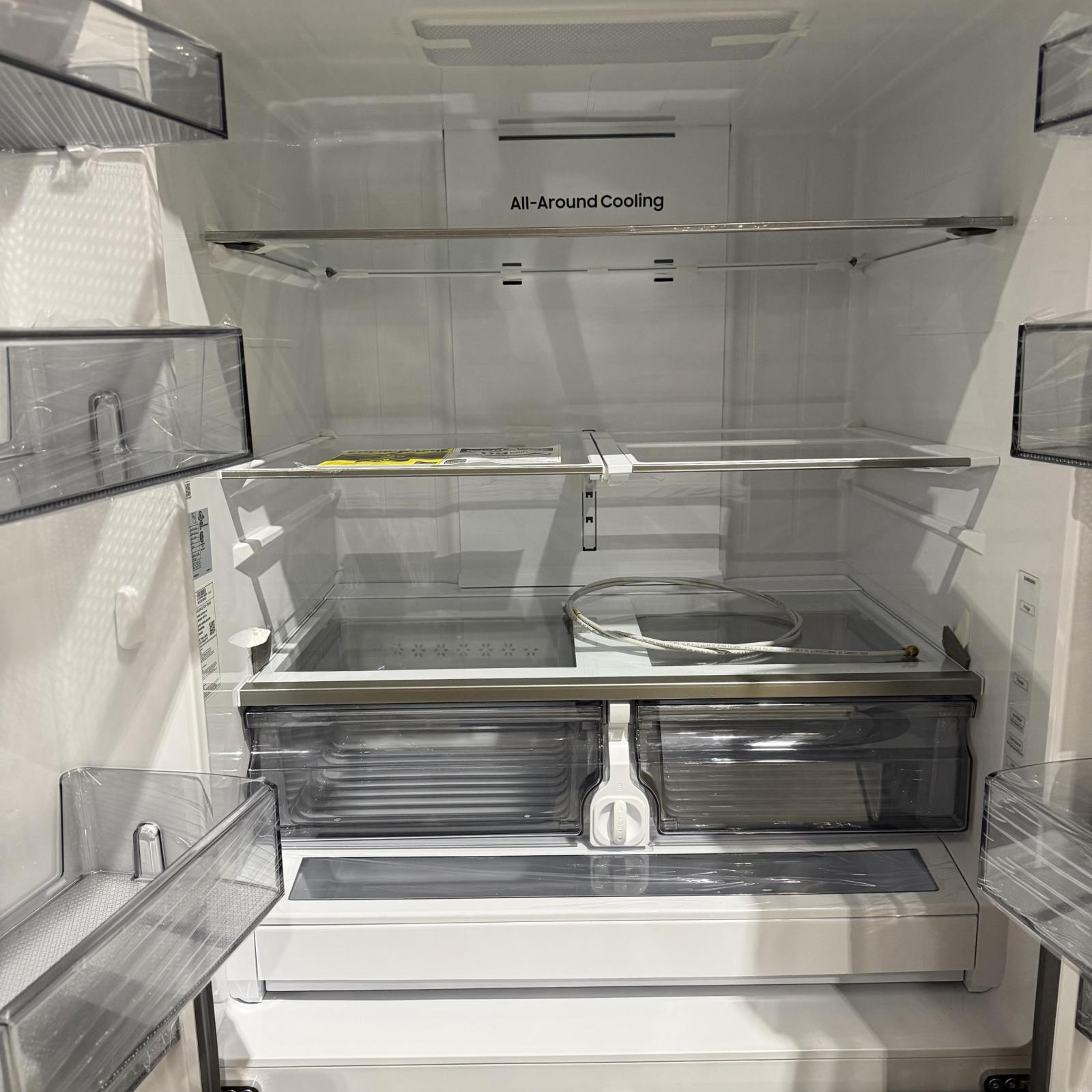 SAMSUNG FRIDGE