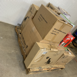 Used / Unprocessed Returns – Premium Robot Vacuum & Floor Care Pallet Featuring Dyson, Ecovacs, iRobot, Bissell, Eureka & Craftsman – $3,510 TOTAL MSRP