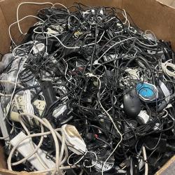 Salvage Pallet– Mixed Computer Accessories, Video Cables, Mice, Scanners & Electronics