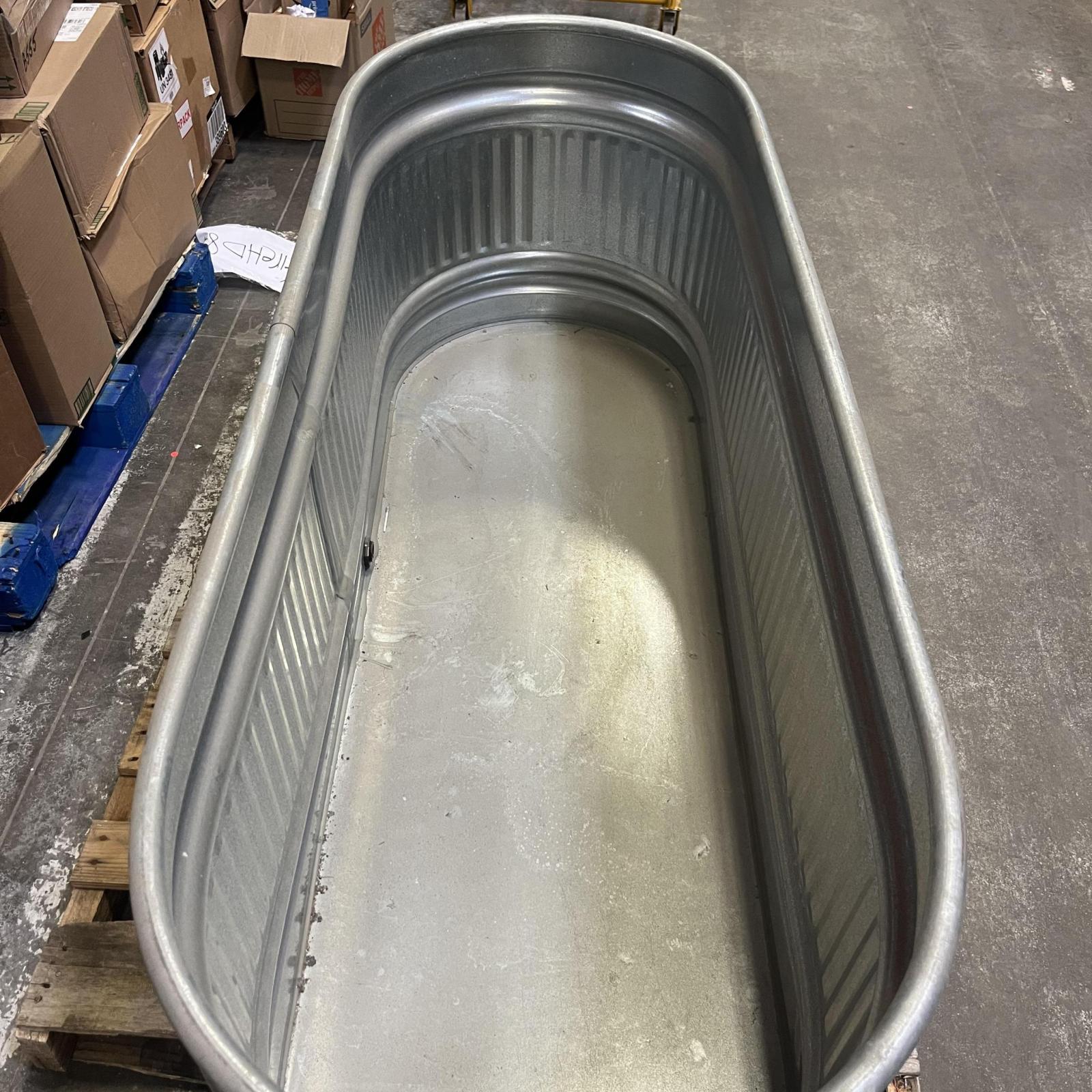 Behlen Country RE-226 Galvanized Round End Stock Tank (Made in Texas)