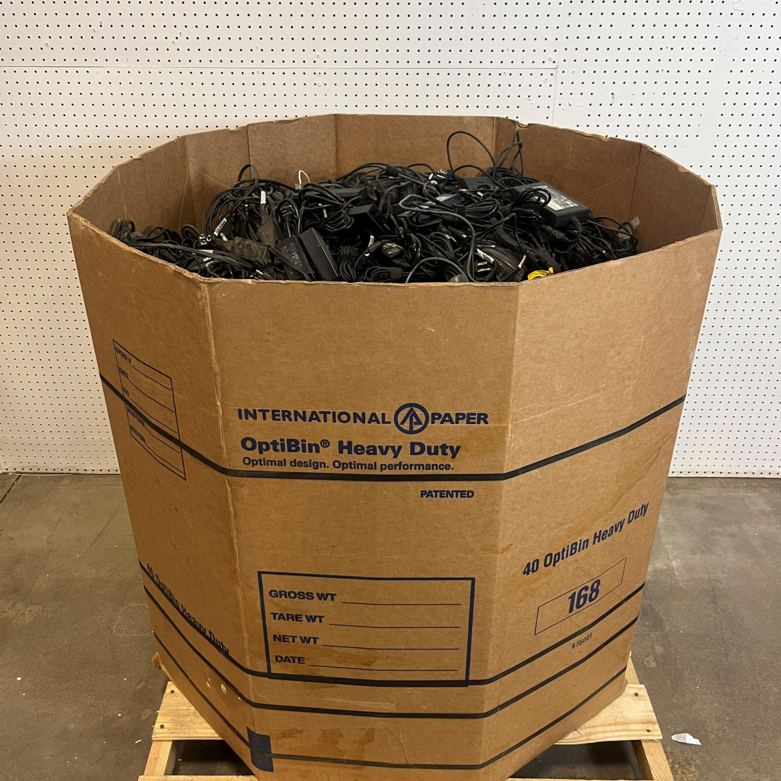 Salvage Gaylord – Mixed Laptop Chargers, AC Adapters & Power Cords – Dell, HP, Lenovo & More