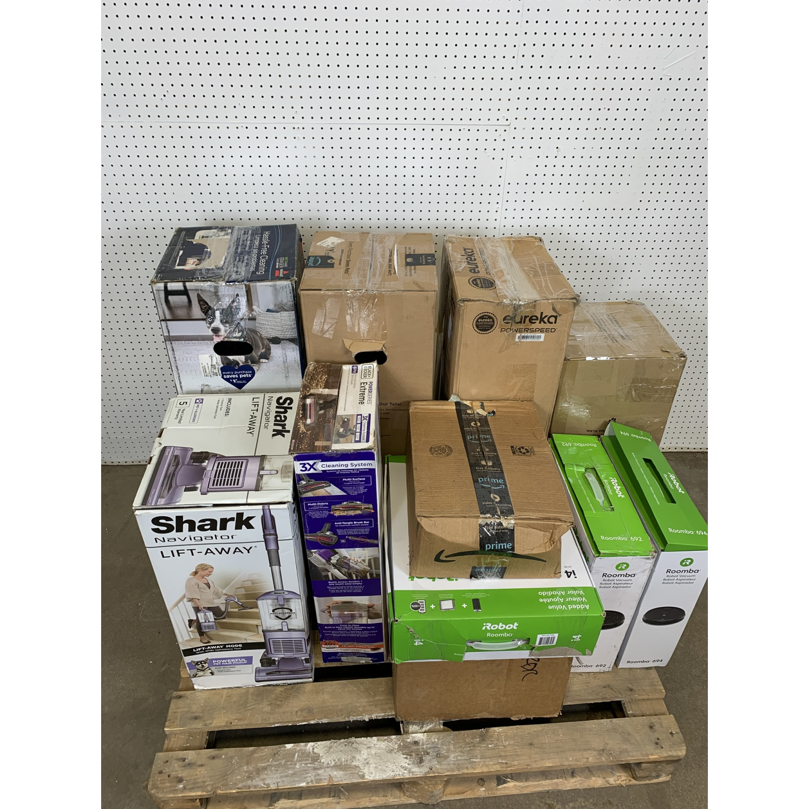 Used Mixed Returns Pallet – iRobot, BISSELL, Shark, BLACK+DECKER & Eureka Vacuums – Total Lot MSRP $2,644