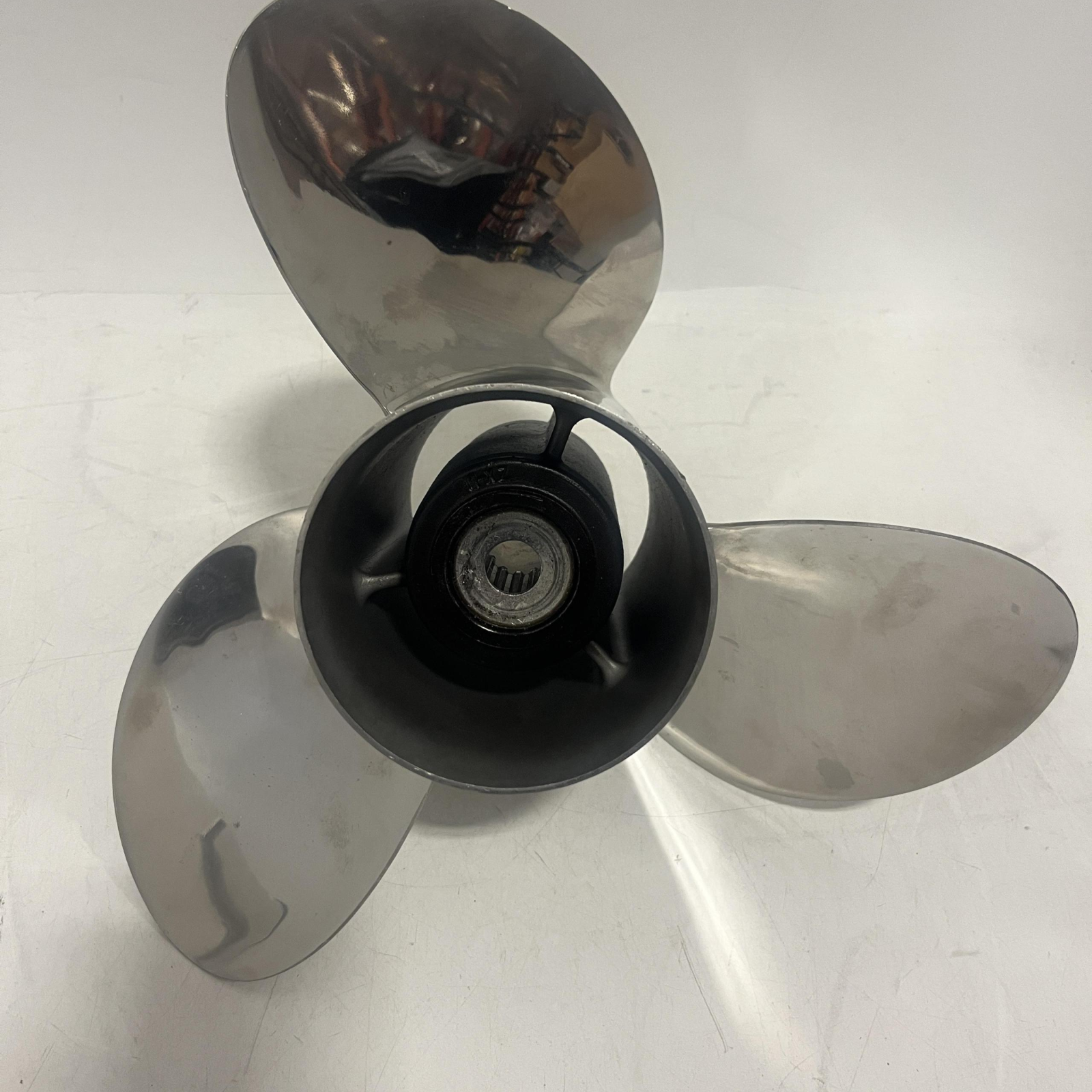 LOT OF 23 - Captain Stainless Steel Outboard Boat Propeller Lot – Johnson, Yamaha, Mercury & Honda  – Like New Open Box
