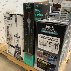 LOT OF 7 - USED / MIXED CORDLESS & UPRIGHT VACUUM PALLET - Shark, Wyze, Kenmore & Hoover - Total LOT Msrp $1,313