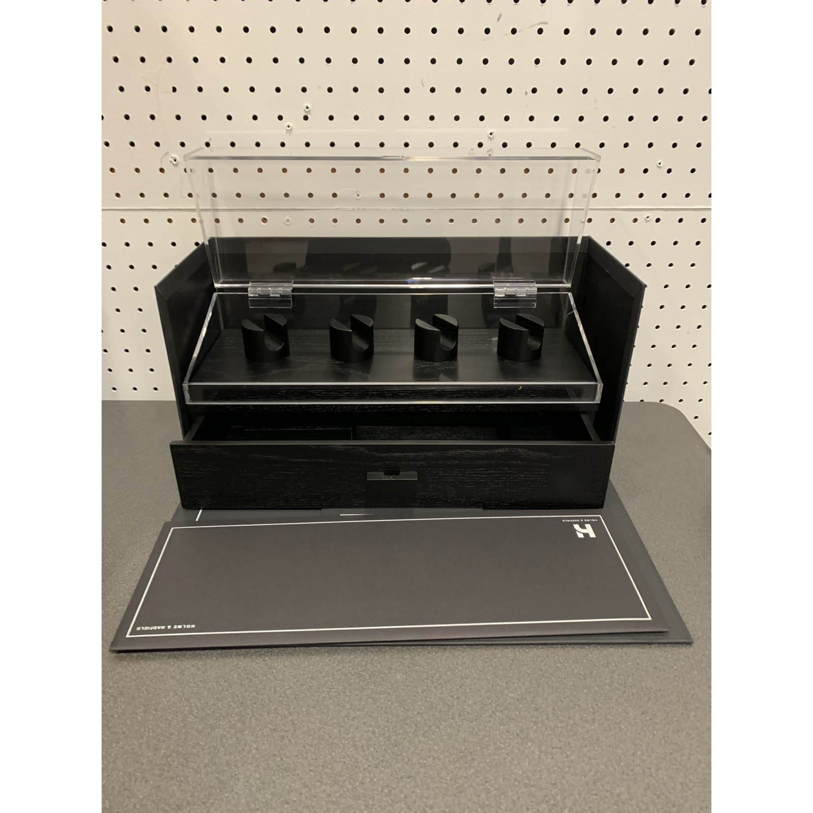 Salvage – Holme & Hadfield Premium Watch & Knife Display Cases – LOT OF 7