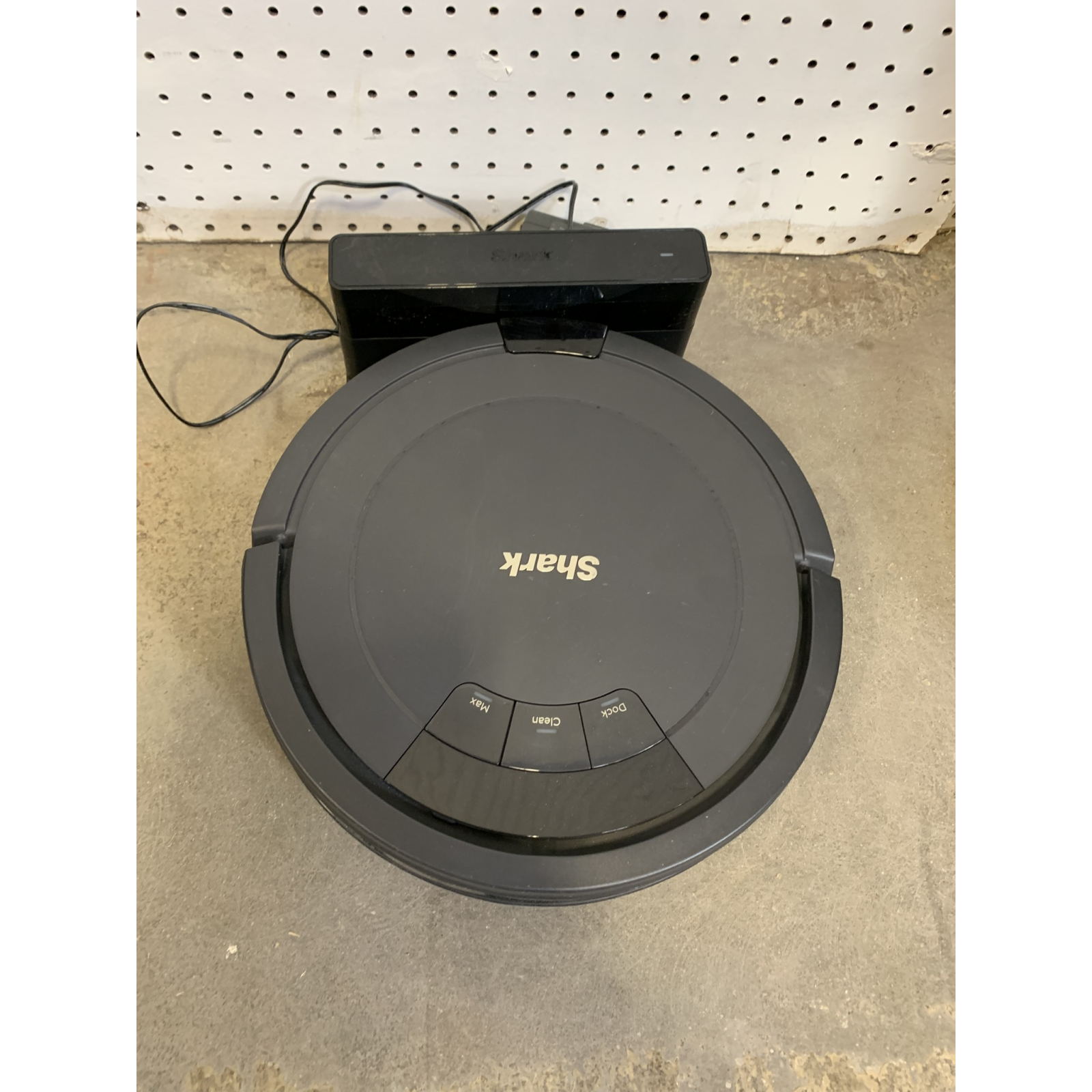 LOT OF 13 - Used Mixed Robot Vacuum Lot – Total LOT MSRP $4,614 – iRobot, Ecovacs & Shark