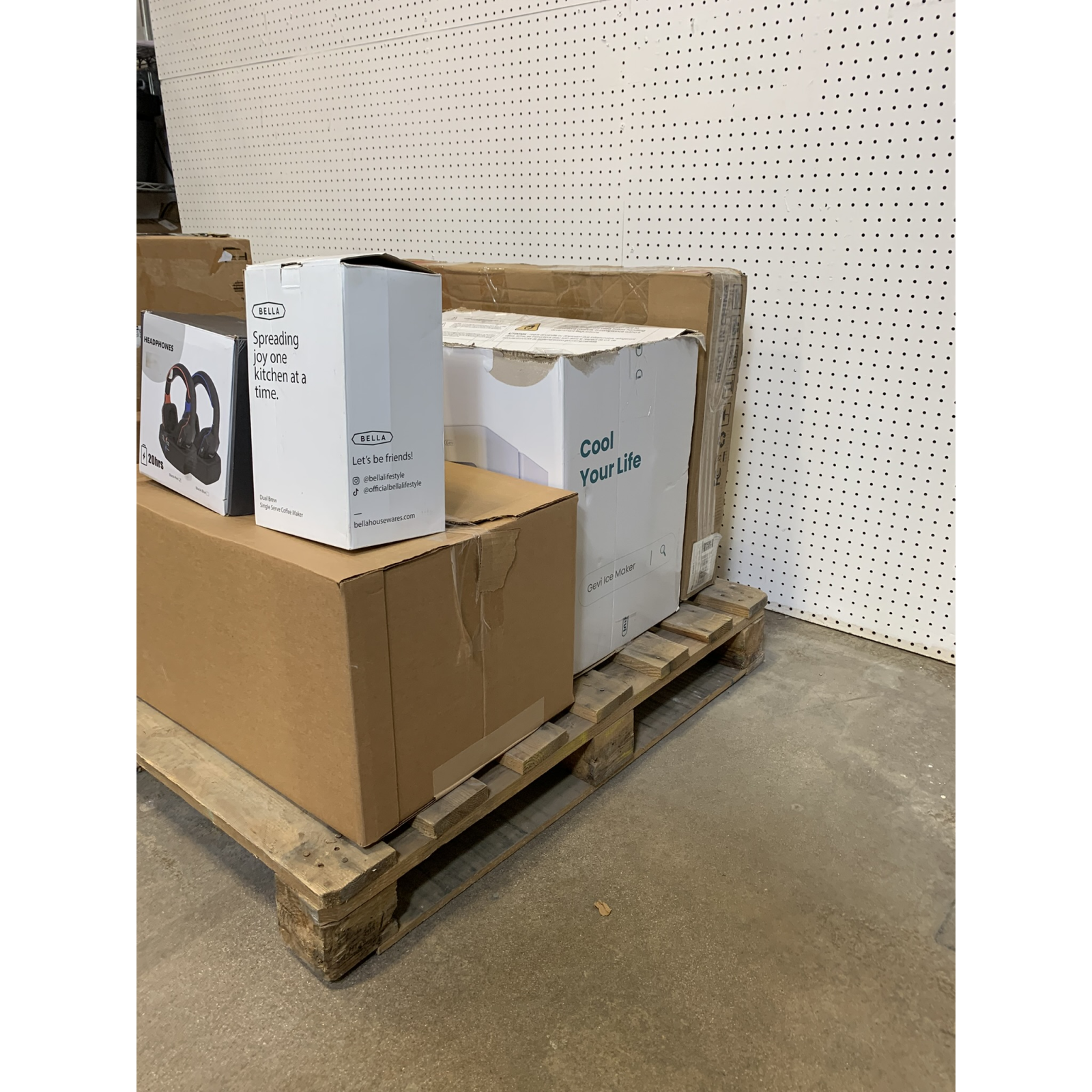 LOT OF 9 - USED MIXED SMALL APPLIANCE & ELECTRONICS PALLET – Total LOT MSRP $1,157
