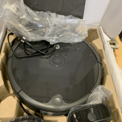 Used Mixed Vacuum Lot – Total LOT MSRP $2,976.91 – iRobot Roomba, Hoover & Bissell