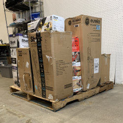 LOT OF 12 - USED Mixed Name-Brand Vacuum Pallet – Shark, Bissell, Black+Decker, Eureka & Craftsman - Total LOT MSRP $1,928
