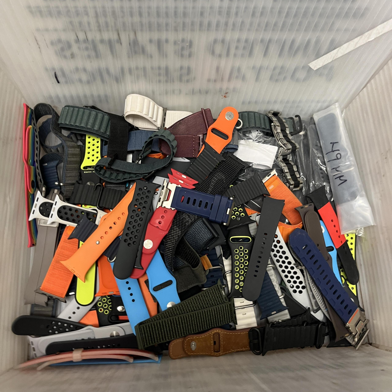 LIKE NEW & NEW Mixed APPLE WATCH BAND LOT – 50+ PIECES – ASSORTED COLORS & STYLES – UNMANIFESTED