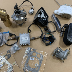 LOT OF 7 - USED MIXED AUTOMOTIVE PARTS PALLET – HEADLIGHTS, RADIATORS, GRILLES & MORE - Total LOT MSRP $626