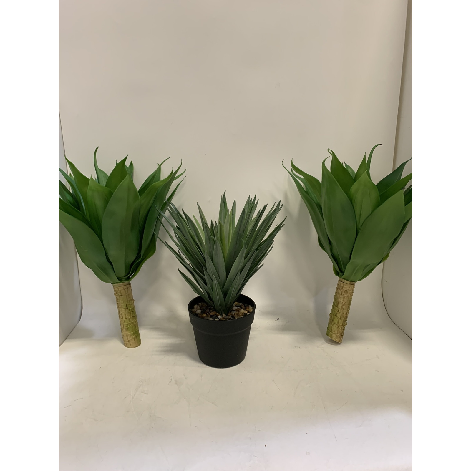 LOT OF 16 - Like New / Open Box Mixed Home Decor & Artificial Plant Lot – Velener, Agave Plants & More - Total LOT MSRP $306.98