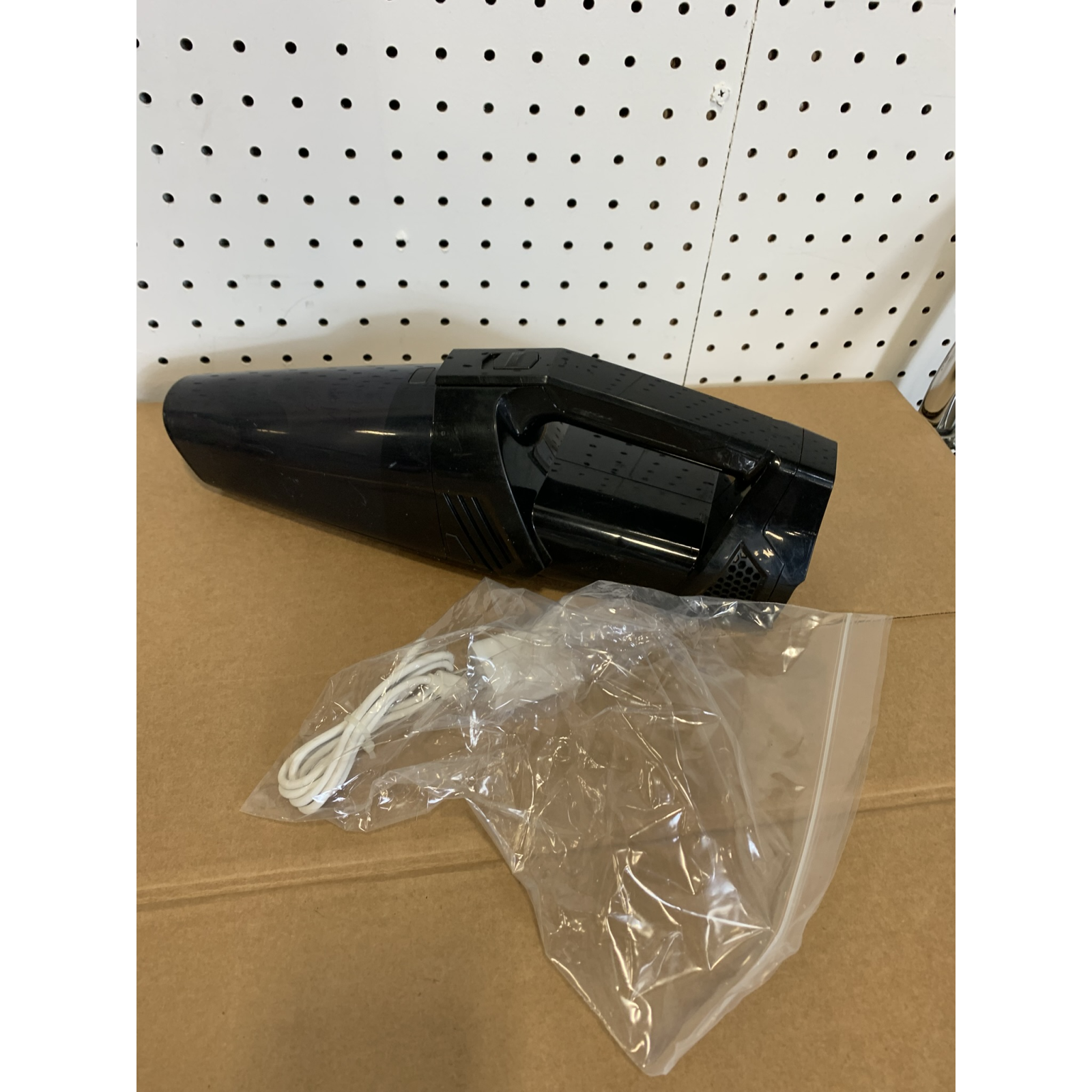 LOT OF 18 – USED Mixed General Merchandise – Guitar, Treadmills, Pumps, Outdoor & Sporting Goods - Total LOT MSRP $1,033