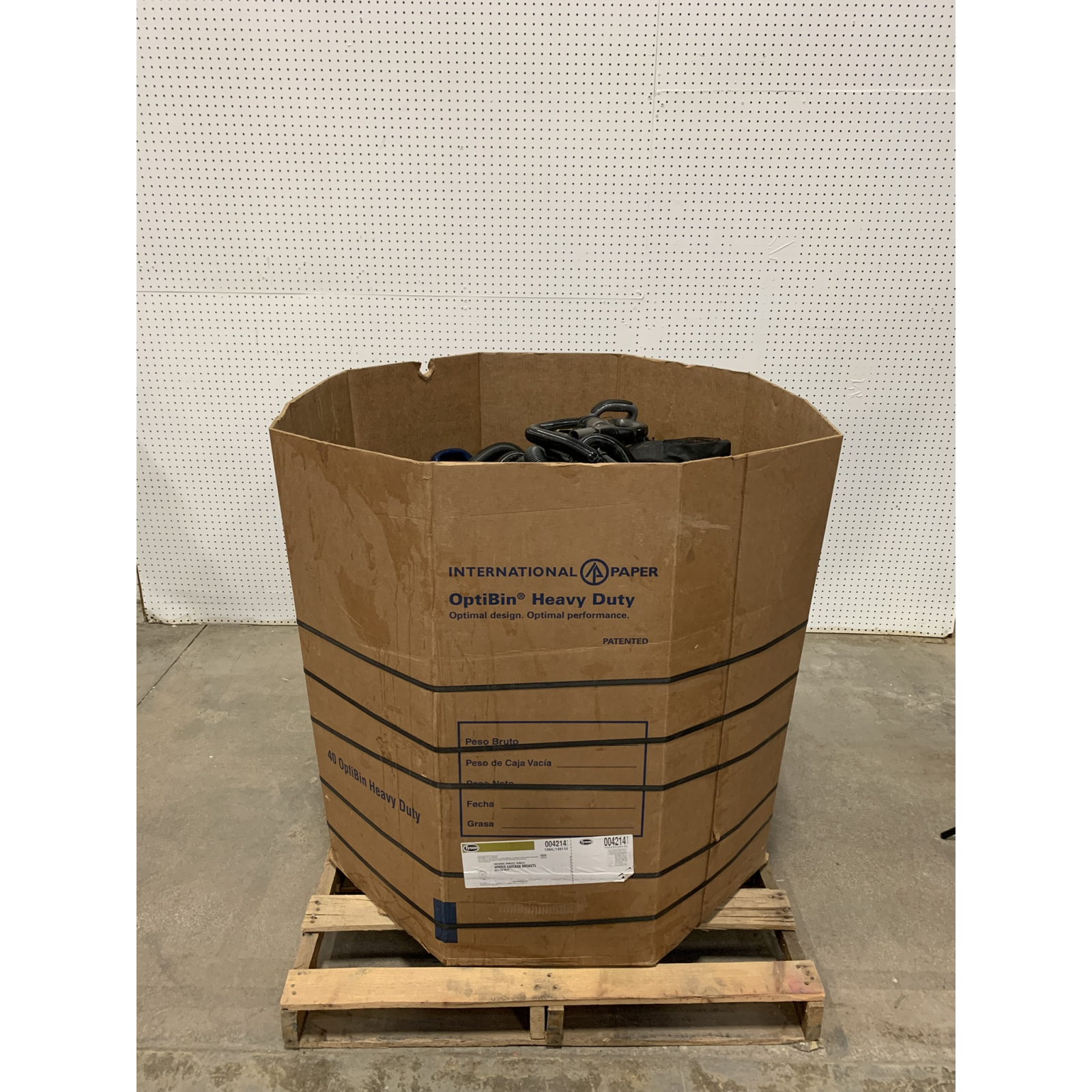 Full Gaylord - NEW/Like New Mixed Vacuum Hoses & Attachments – 100+ Pieces – Major Brands & Various Models
