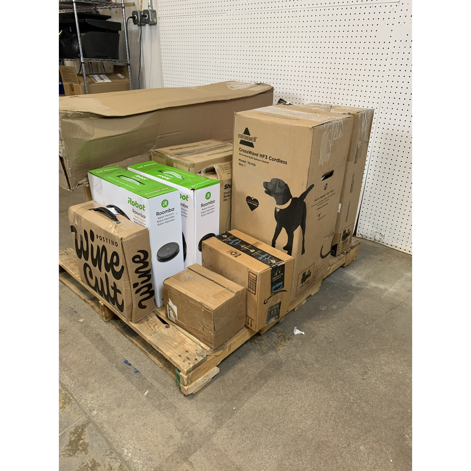 Used Mixed Returns Pallet – Shark, iRobot, BISSELL, Eureka, Hoover, Frigidaire & More – Total Lot MSRP $2,619