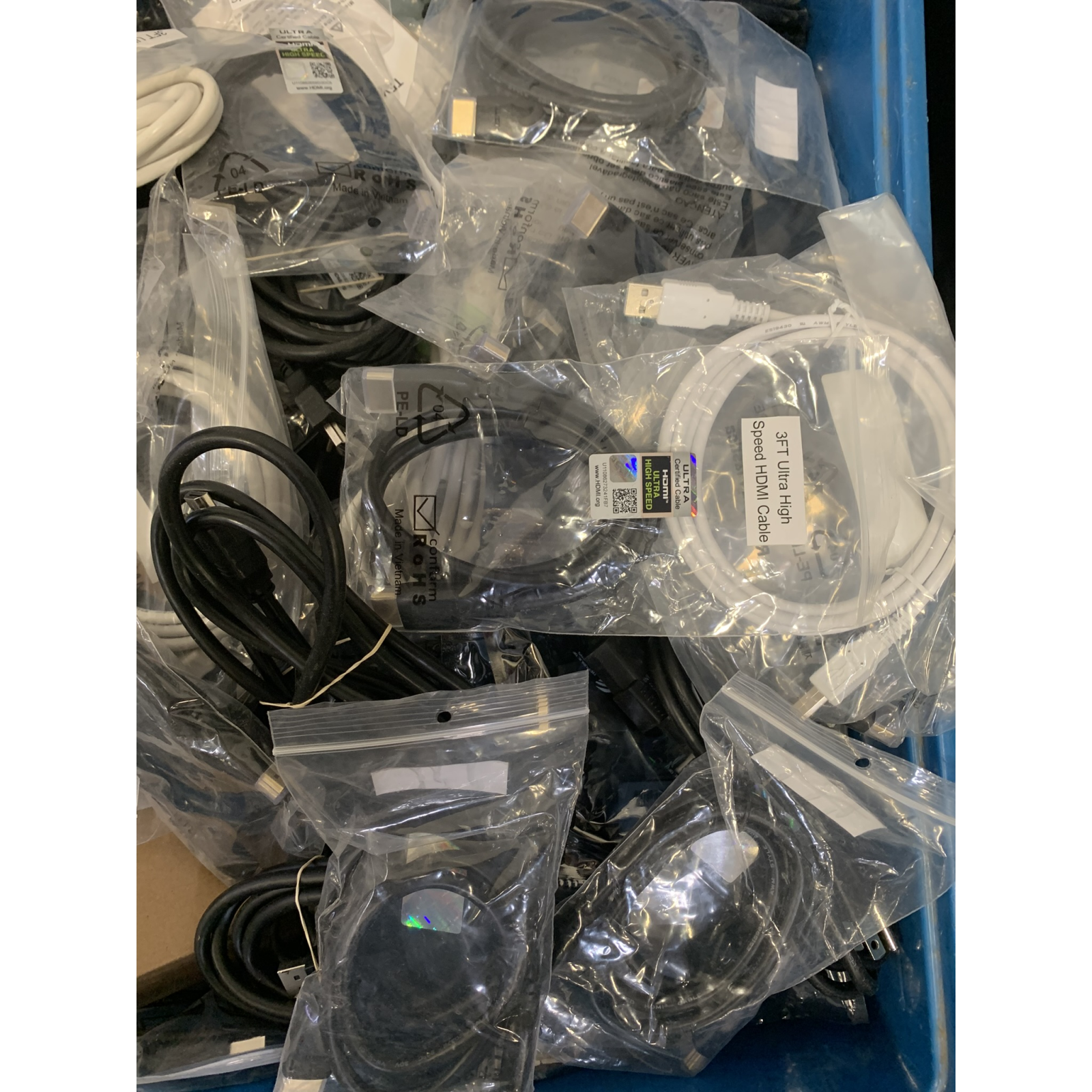Bulk Pallet Mixed HDMI Cables & Computer Cords