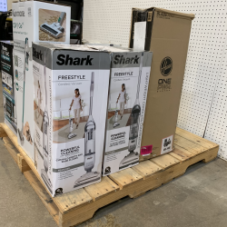 LOT OF 7 - USED / MIXED CORDLESS & UPRIGHT VACUUM PALLET - Shark, Wyze, Kenmore & Hoover - Total LOT Msrp $1,313