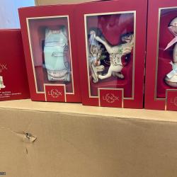 Pittston location as-is Lenox Christmas products (954 UNITS/ 2 pallets)