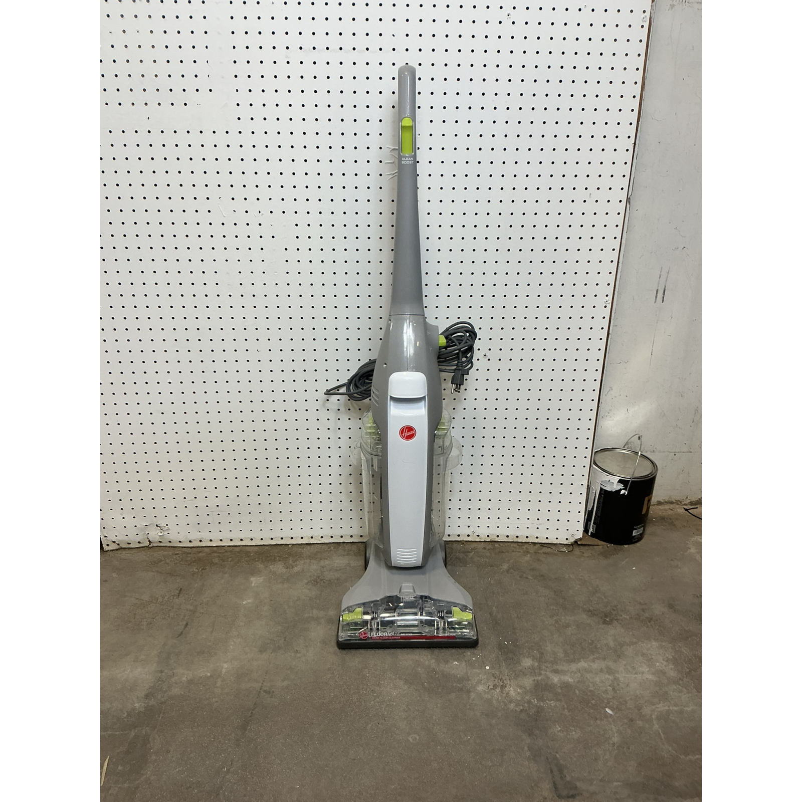 LOT OF 11 - USED - MIXED FLOOR CARE & VACUUM PALLET - Bissell, Shark, Hoover, McCulloch & Eureka - Total LOT MSRP $1,819