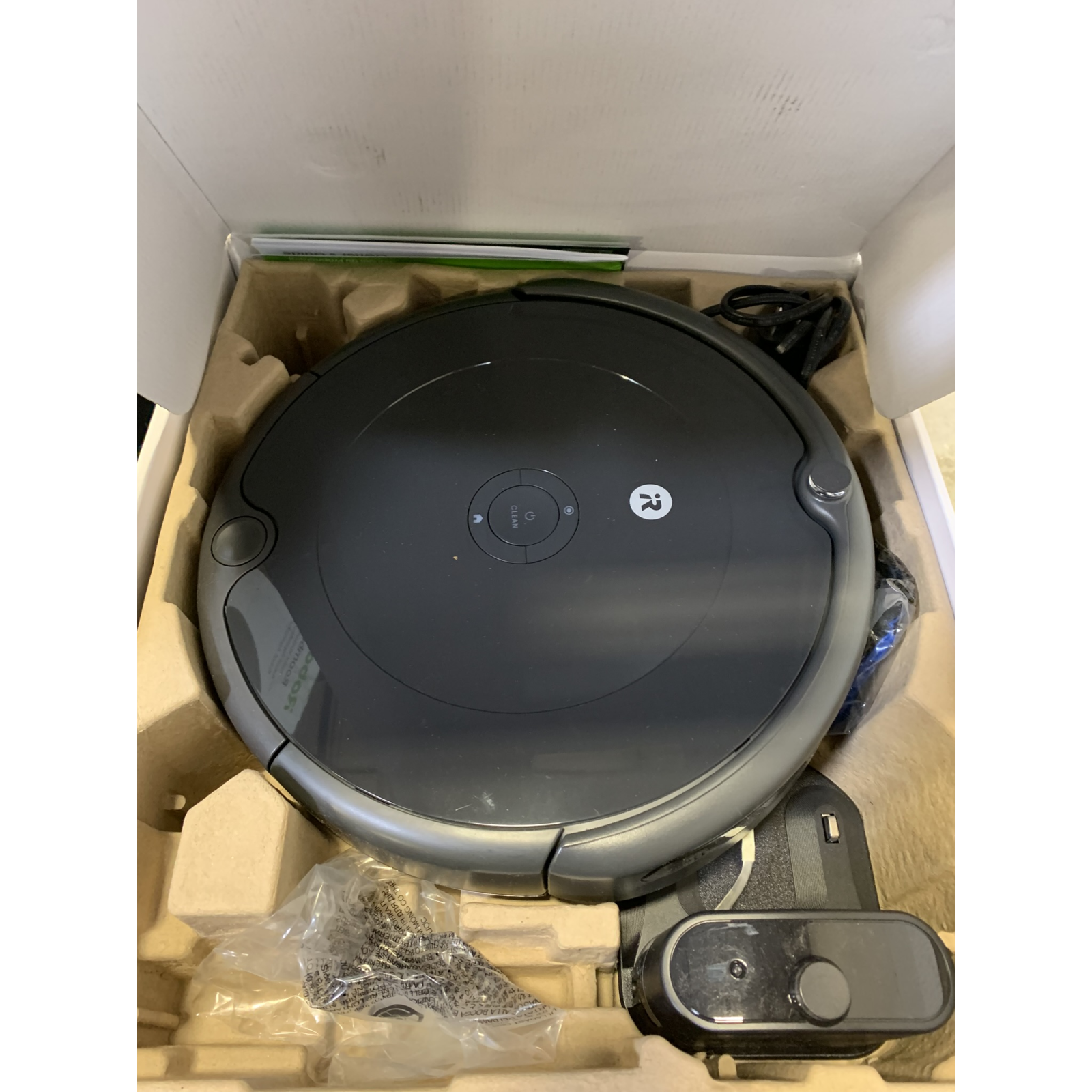 LOT OF 12 - USED Mixed Robot Vacuum Pallet – iRobot, Shark, Ecovacs & Bissell - Total LOT MSRP $4,648