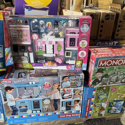 Springtown Location- Mixed Toy Pallet