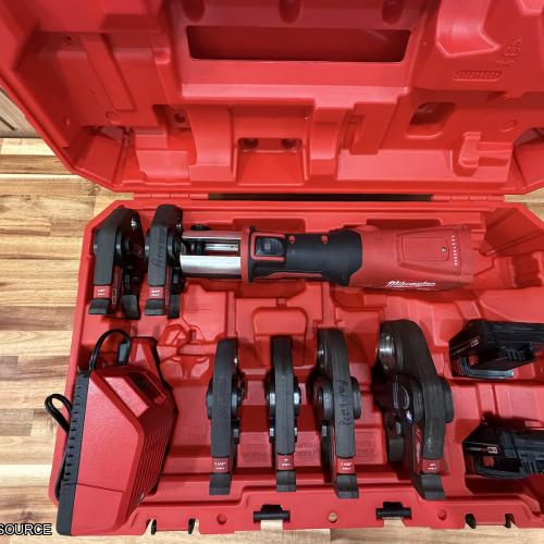 AS-IS Milwaukee M18™ FORCE LOGIC™ Press Tool w/ ONE-KEY™ w/ 1/2-2 CTS Jaws