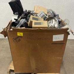 USED MISCELLANEOUS VACUUM & KITCHEN APPLIANCE PARTS & ACCESSORIES PALLET #8 – UNMANIFESTED