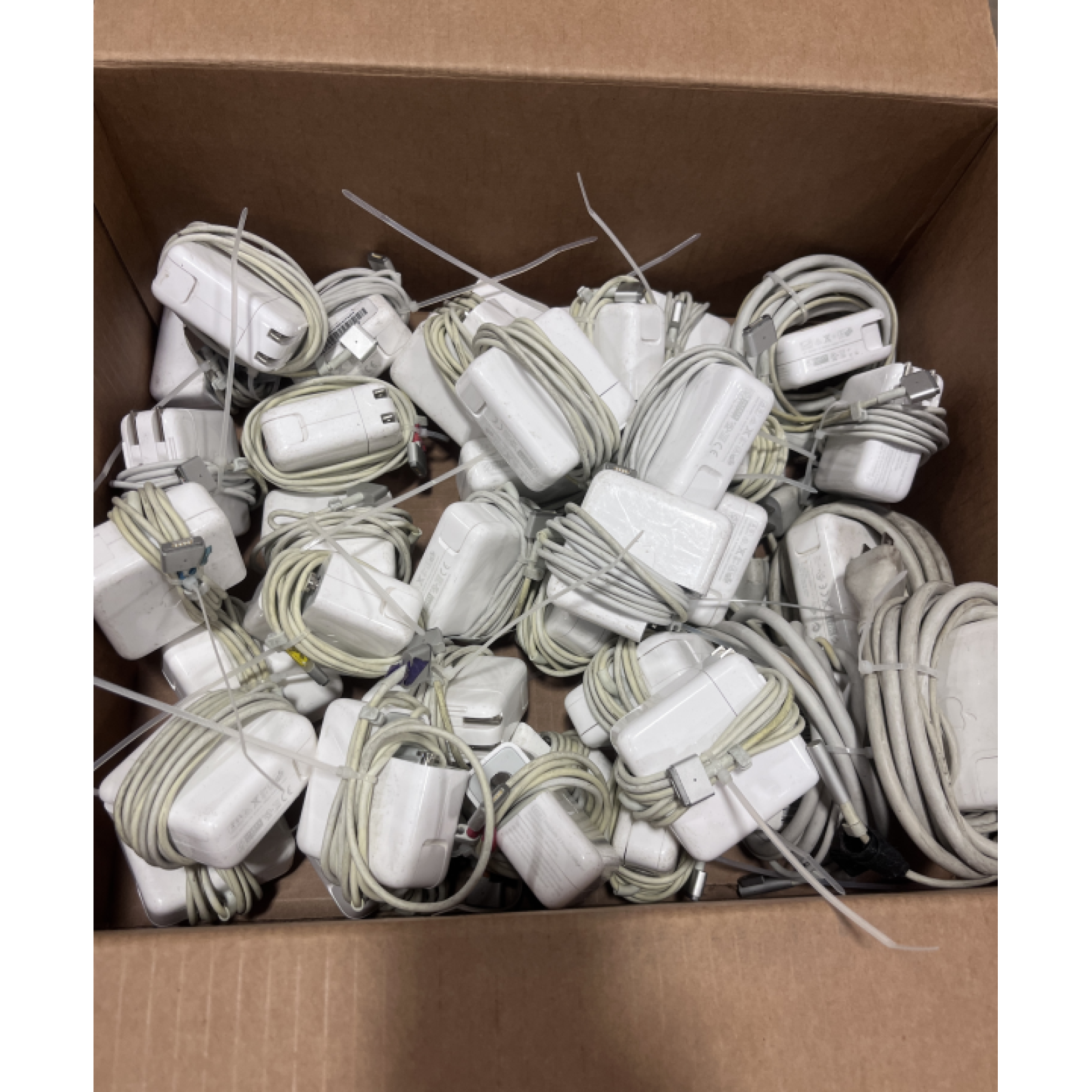 LOT OF 25 - USED Apple MagSafe Power Adapters / Chargers – MacBook Air & MacBook Pro – Mixed Models