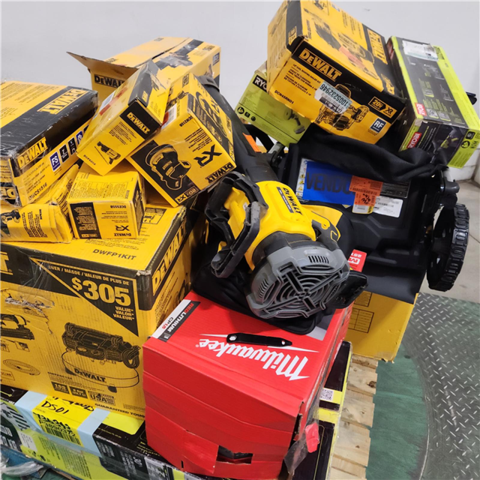 Dallas Location - As-Is Tool Pallet