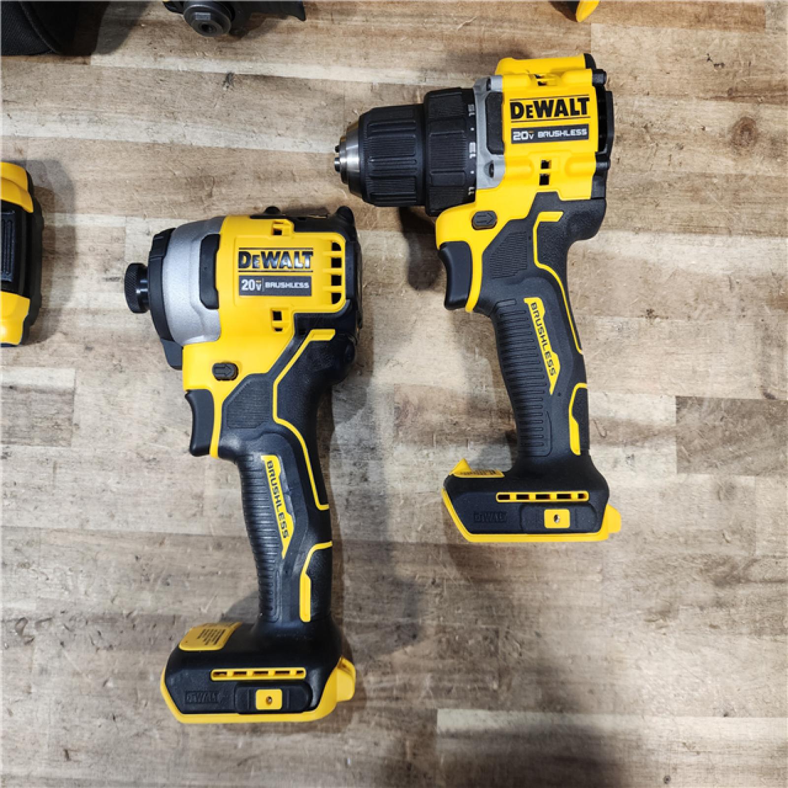 HOUSTON LOCATION - AS - IS DEWALT ATOMIC 20-Volt Lithium-Ion Cordless Brushless (4-Tool) Combo Kit
