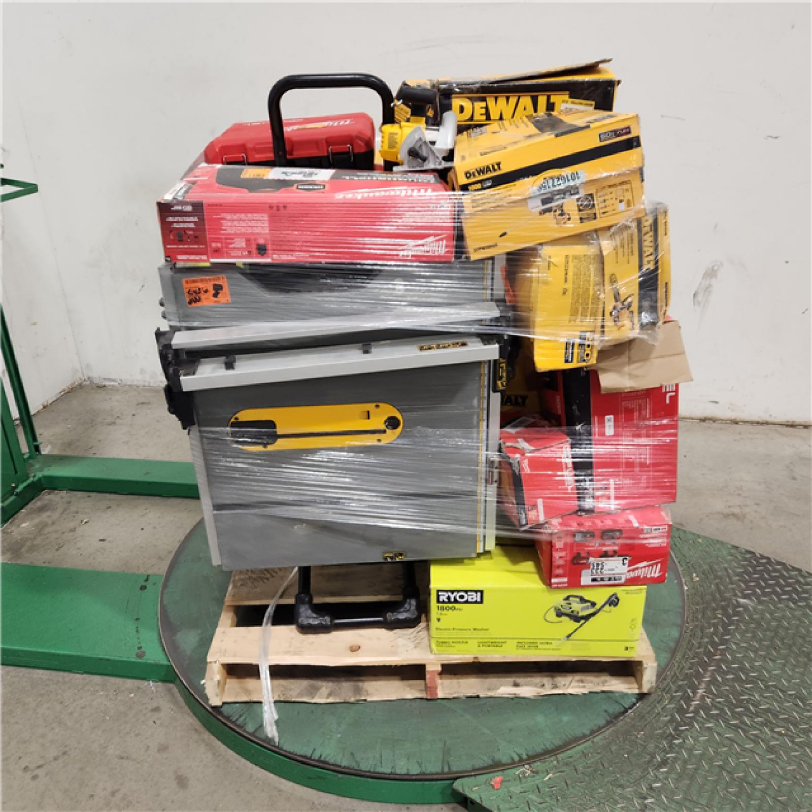 Dallas Location - As-Is Tool Pallet