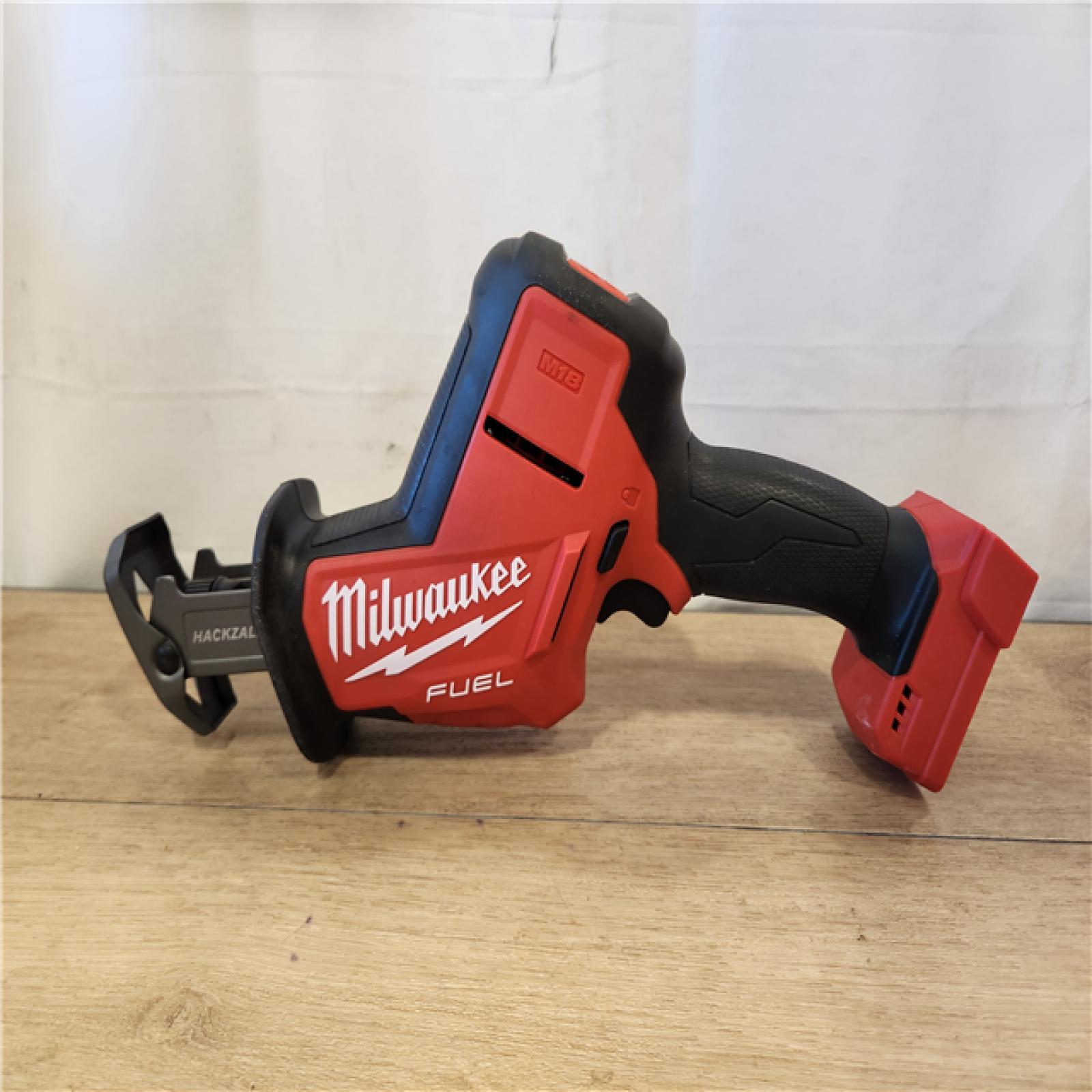 AS-IS- Milwaukee FUEL 18V Lithium-Ion Brushless Cordless HACKZALL Reciprocating Saw (Tool-Only)