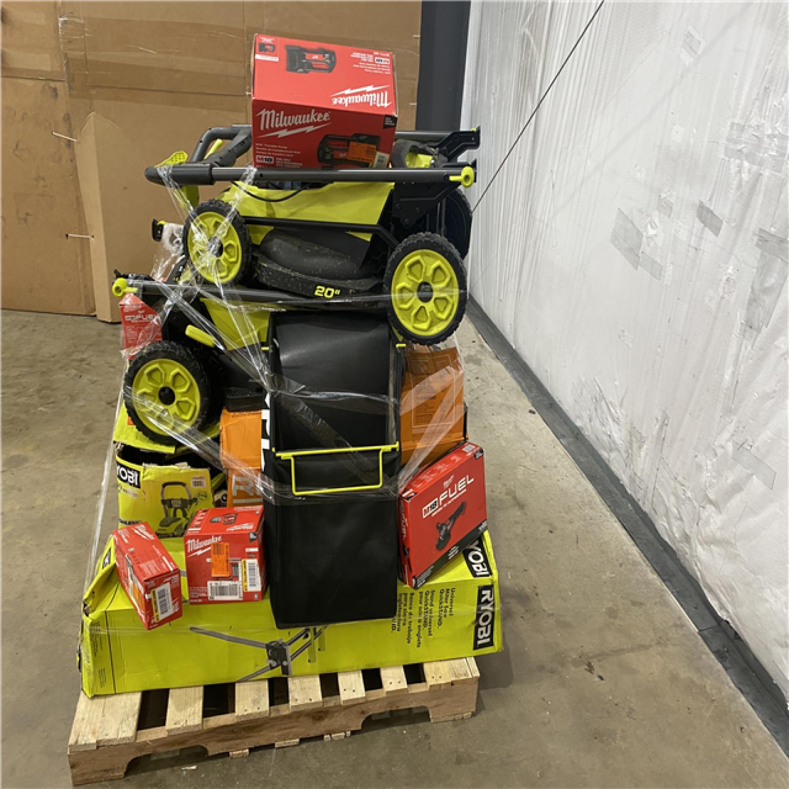 Houston Location AS IS - Tool Pallet