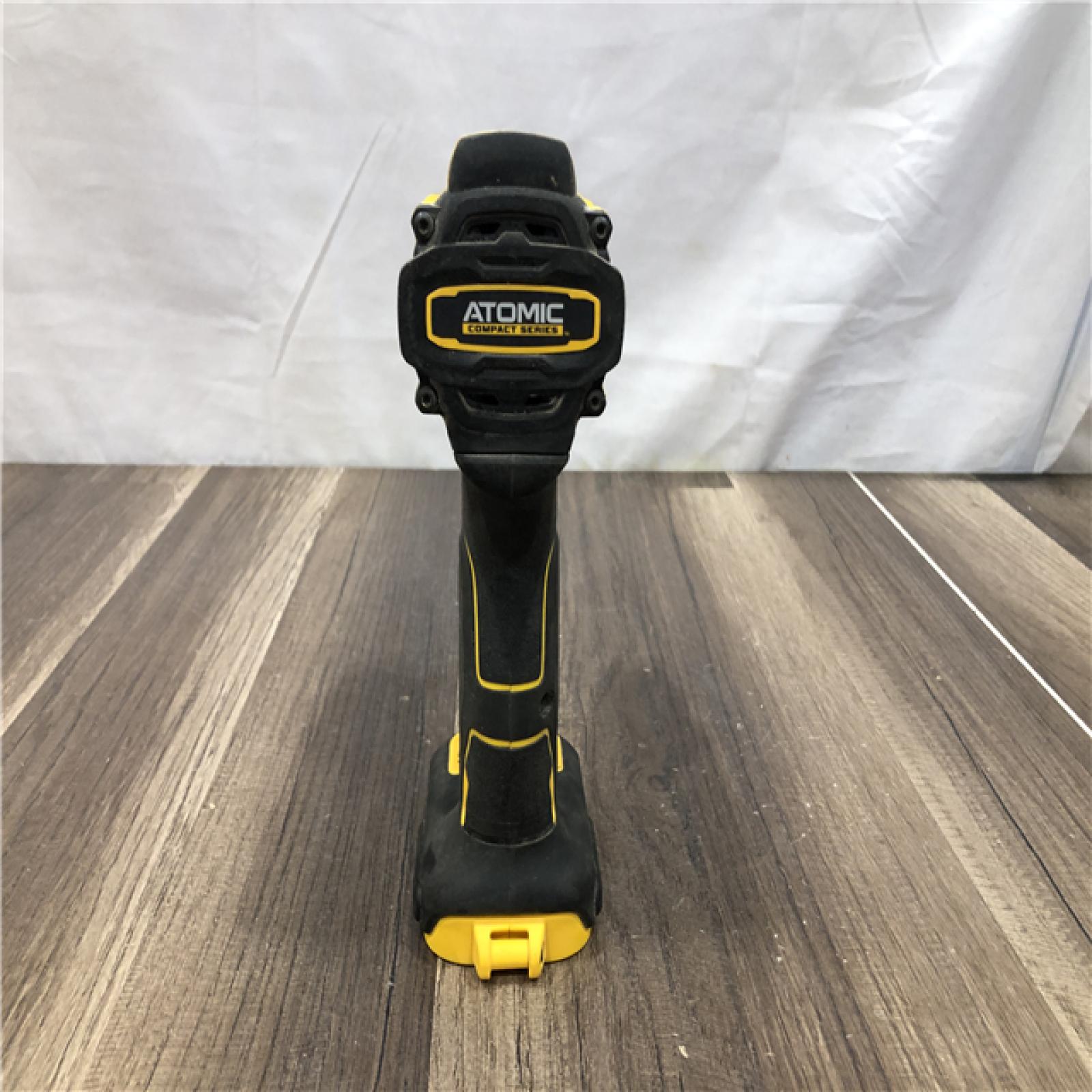 AS-IS DEWALT ATOMIC 20V Lithium-Ion Cordless 1/2 in. Hammer Drill Kit