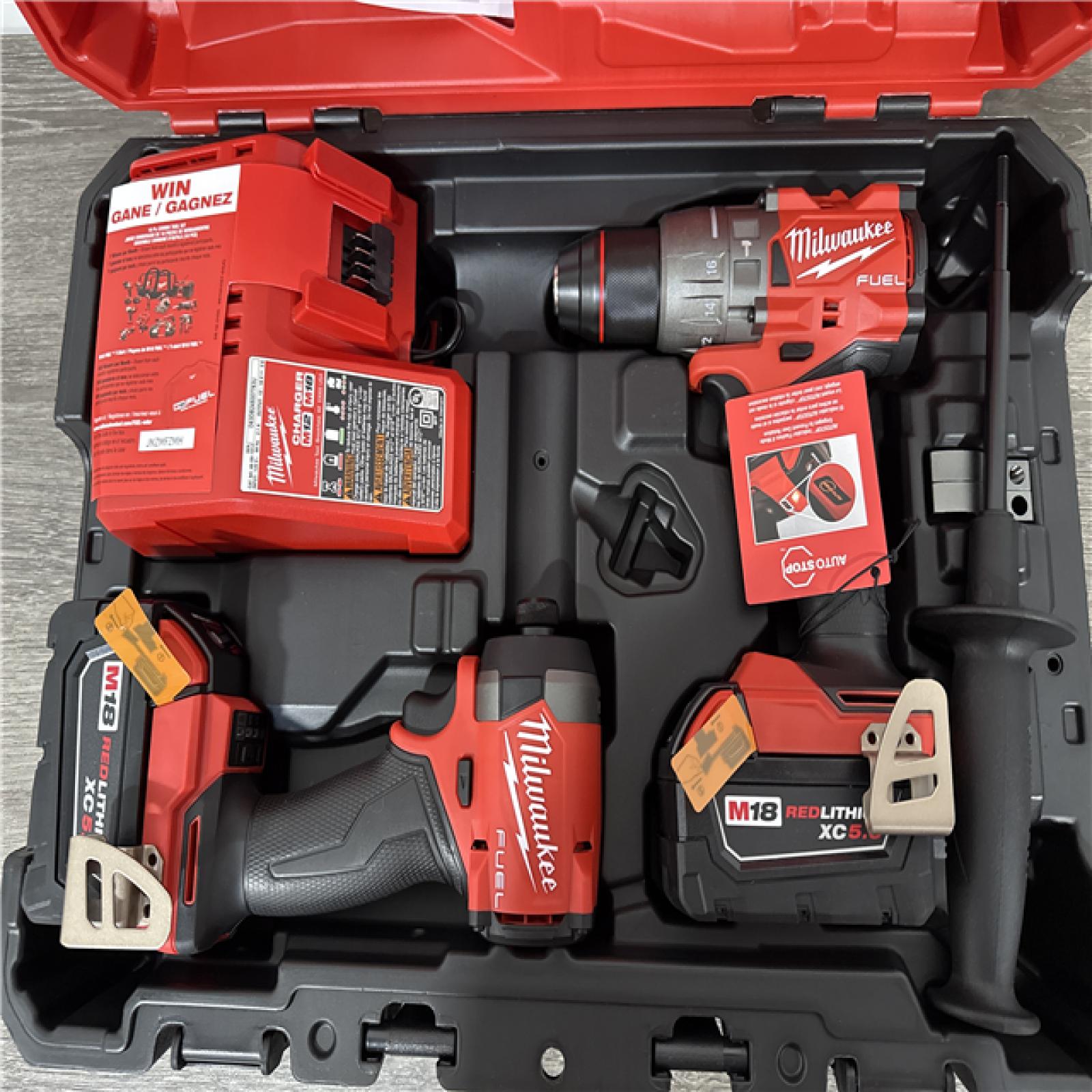 CALIFORNIA NEW Milwaukee M18 Fuel 2-Tool Combo Kit  Includes (2) Batteries  Charger & Hard Case