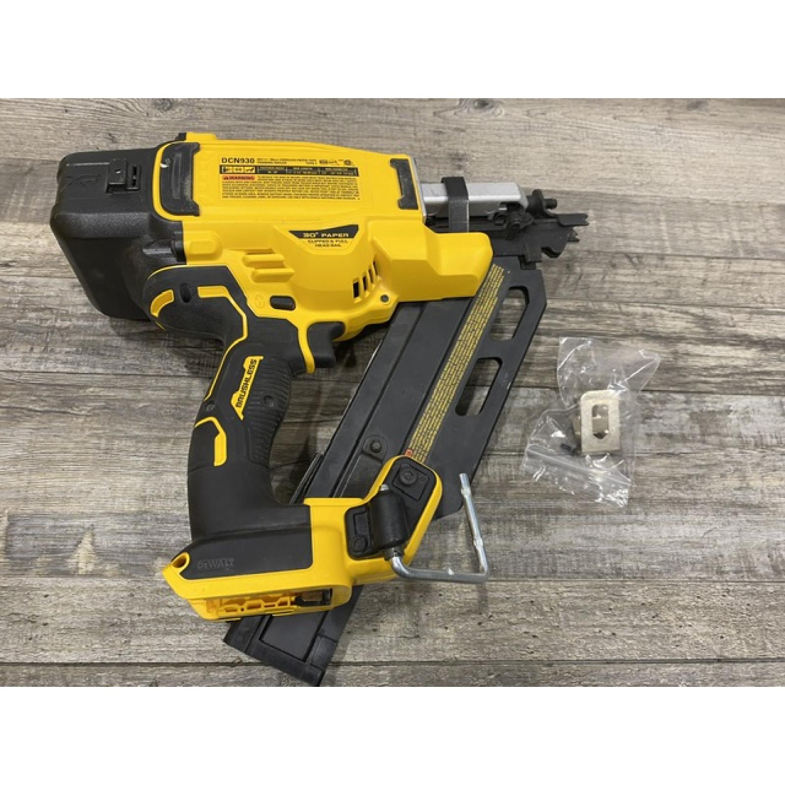 AS-IS DEWALT 20V 30 Degree Cordless Framing Nailer (Tool-Only)