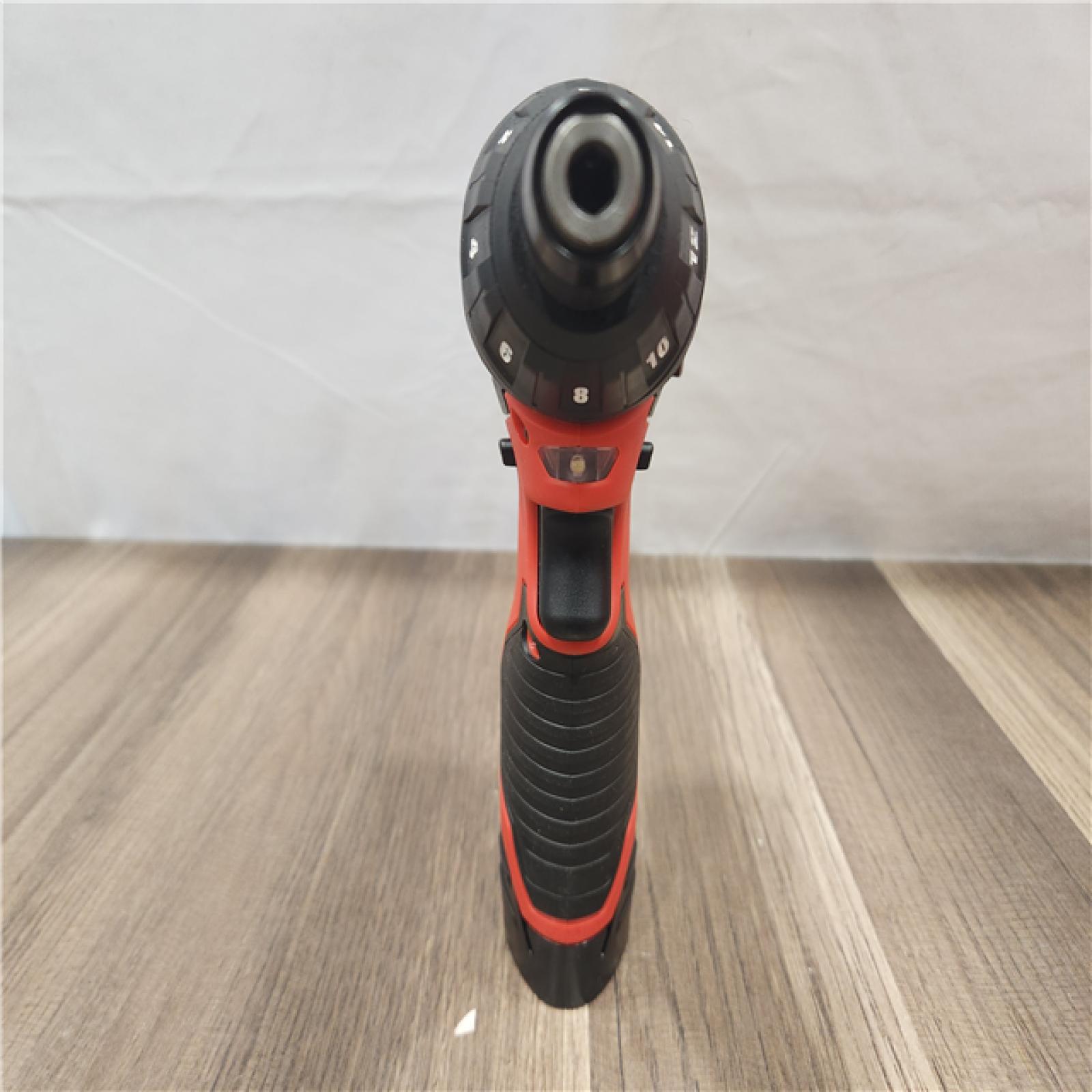 AS-IS- Milwaukee 2401-22 - M12 12V Cordless Screwdriver Kit