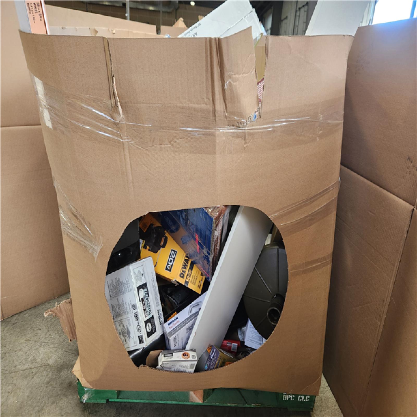 Phoenix AS-IS Mixed Home Improvement Pallet