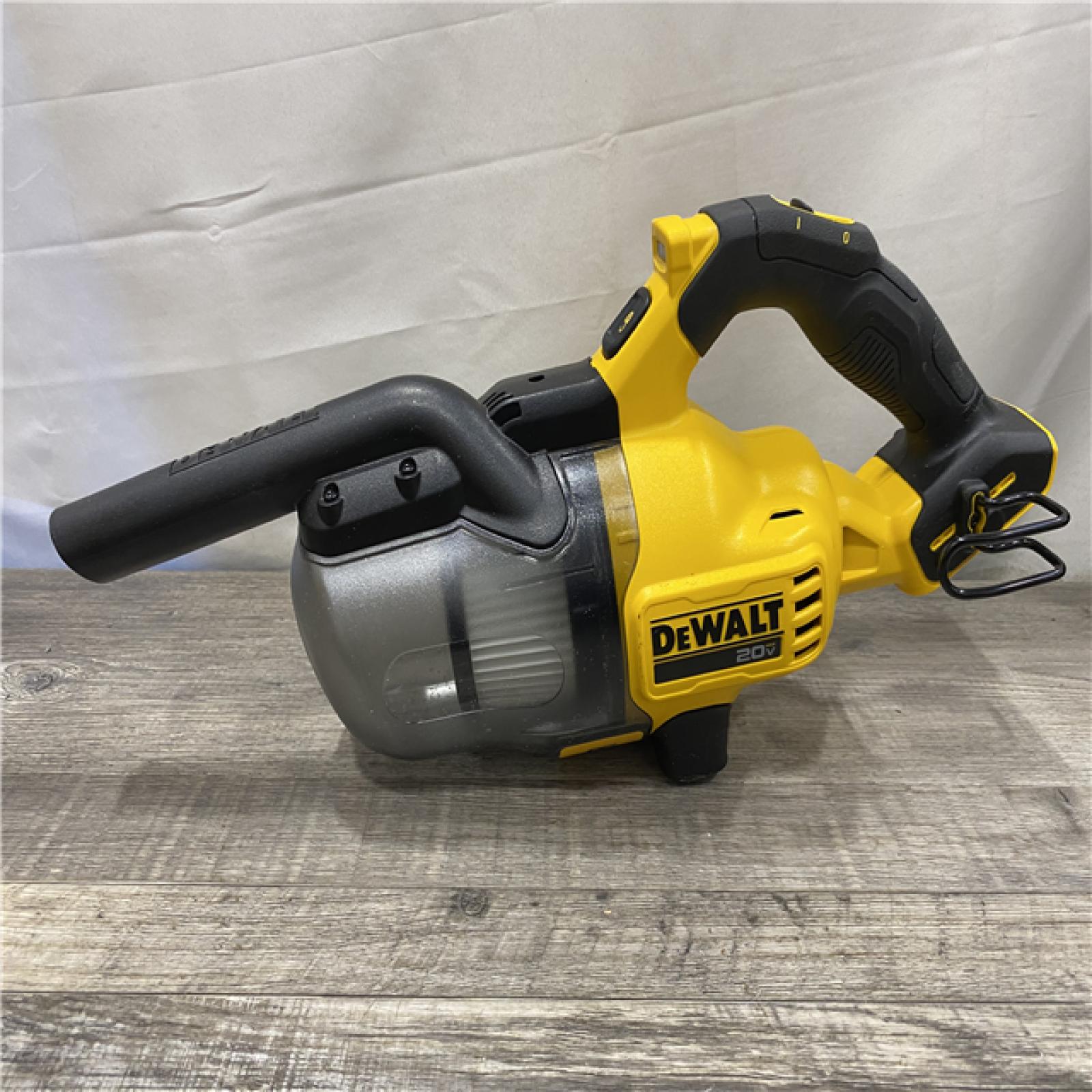AS-IS DEWALT Bagless 20V MAX Stick Cordless General Dirt Filter Handheld Vacuum (Tool Only)