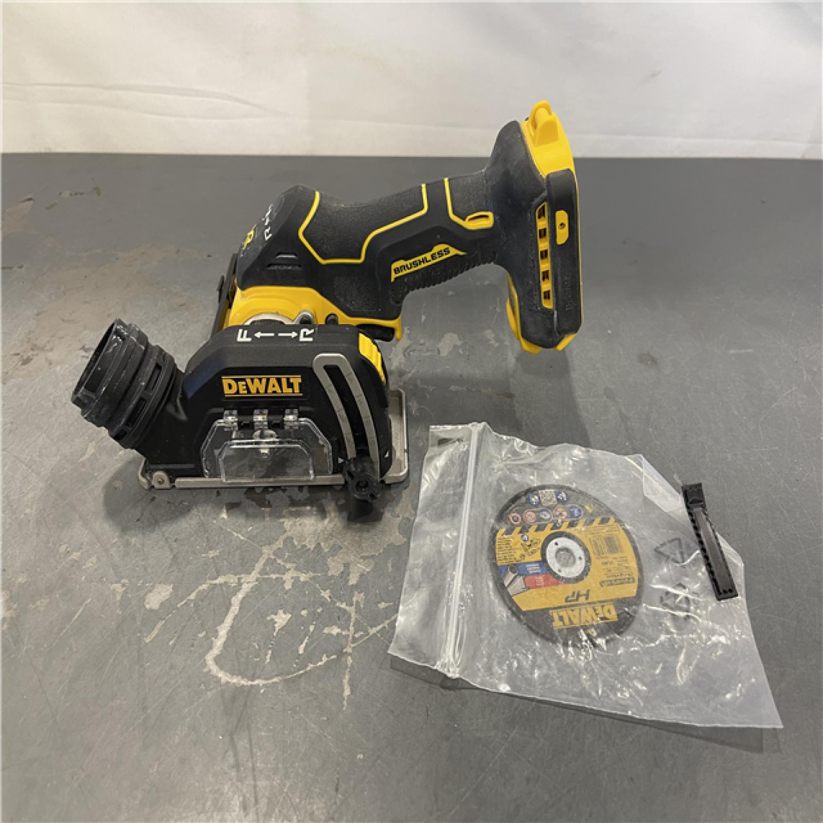 AS-IS - DeWalt 20V XR Cordless 3 in. Cut-Off Tool
